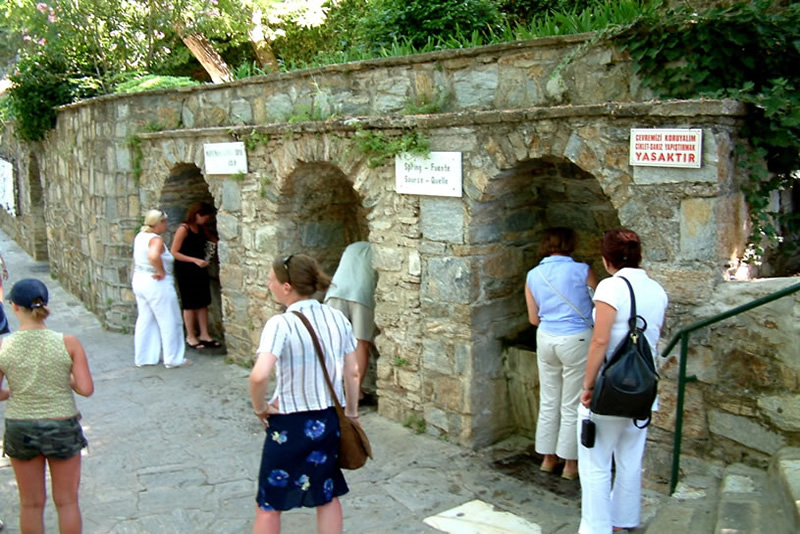 The house of virgin mary tour